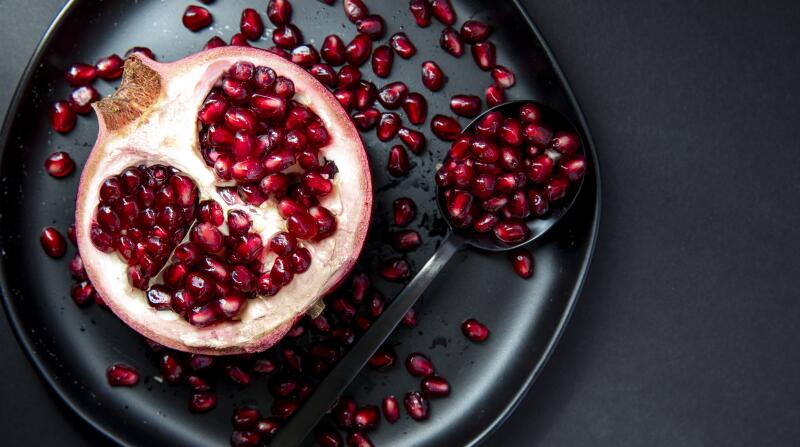 anar khane ke fayde Pomegranate Health Benefits