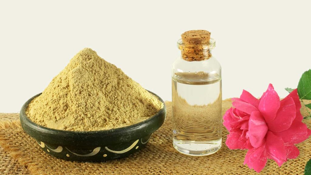 मुल्तानी मिट्टी और गुलाब जल का फेस पैक