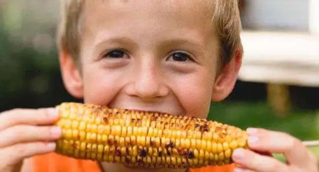 Eating Corn