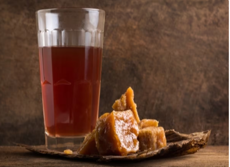 benefits if jaggery water