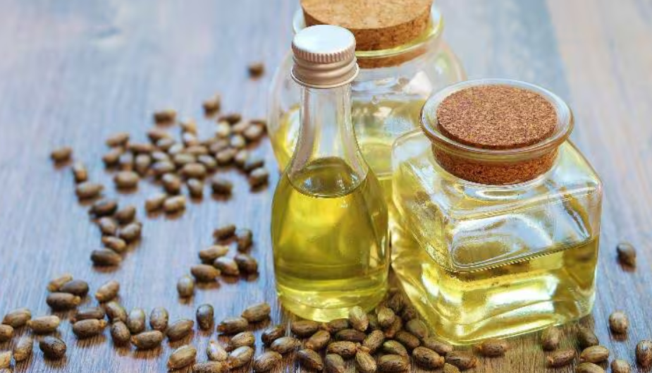 benefits of applying caster oil in eyelashes