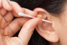 Ears saaf karne ka sabse aasan tarika