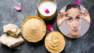 Multani mitti se chehre ki jhurriya kaise hataen, jane 5 asan tarika
