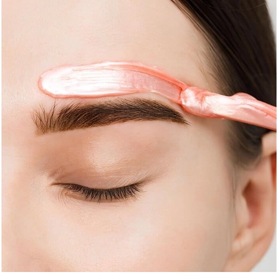 threading or waxing in eyebrow